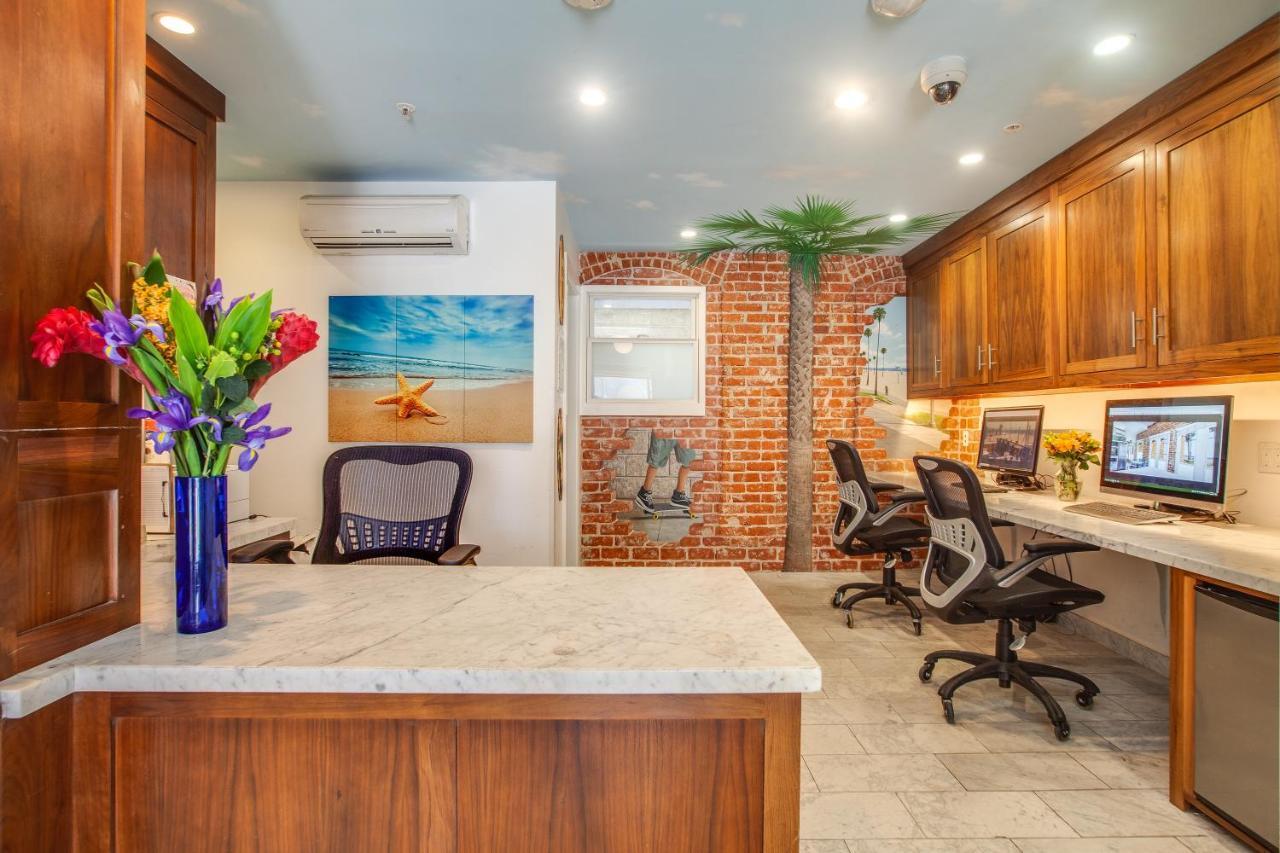 Hotel Venice Breeze 3*